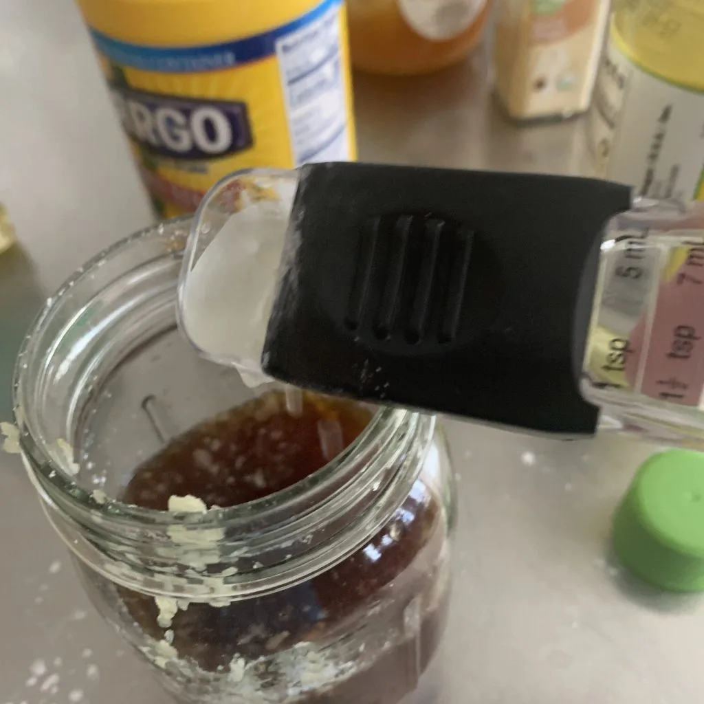 adding cornstarch to thicken the stir fry sauce