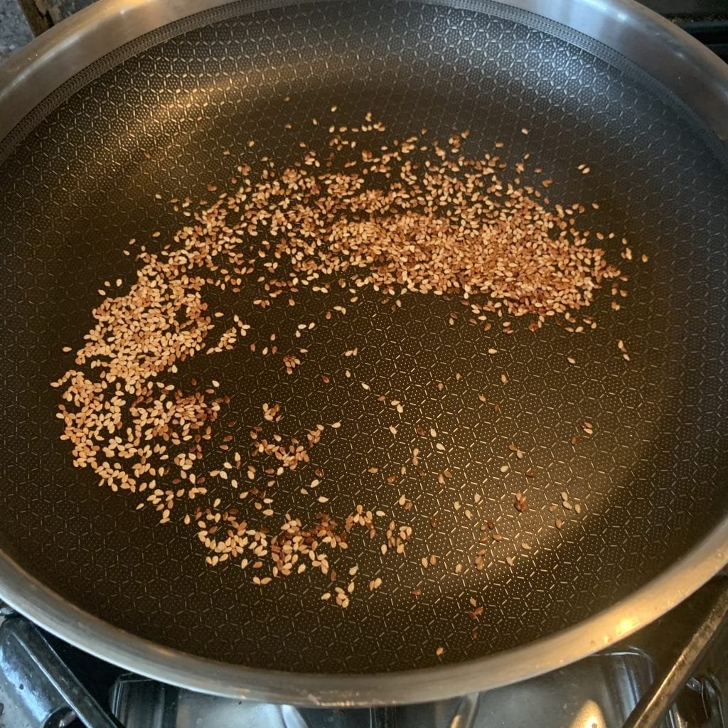 toasted sesame seeds for stir fry